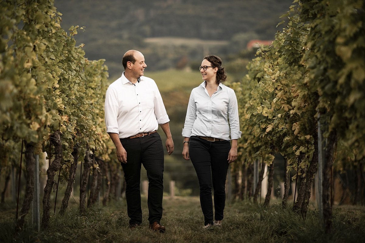 Christoph und Maria Donabaum im Weingarten